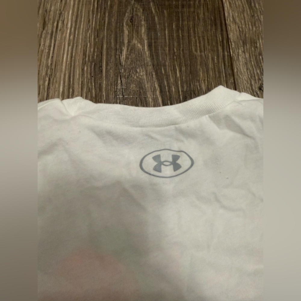 Under Armour🏀Youth Boys' UA Basketball Jet Short Sleeve T-Shirt White Sz Small - Picture 5 of 5